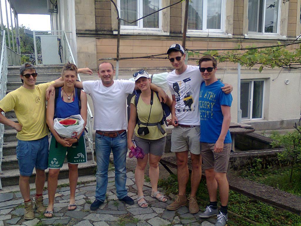 Giorgi'S Homestay Kutaisi Exterior foto